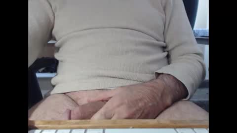 Snapshot of down69_4_u chatting on 01/14/26, 08:25 down69_4_u online show from 01/14/26, 08:25