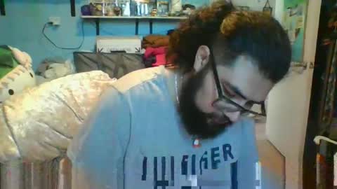 Dpenguino online show from 11/10/25, 06:51