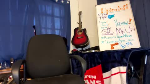 MrPirated online show from 02/08/25, 05:50