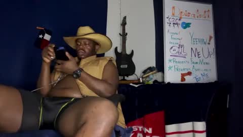 MrPirated online show from 02/17/25, 08:41