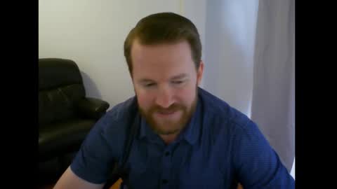 Snapshot of dr_charming1 chatting on 01/19/26, 03:32 dr_charming1 online show from 01/19/26, 03:32