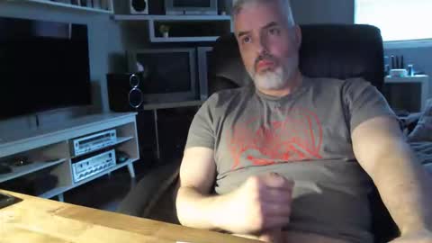 Snapshot of dr_dave20 chatting on 04/03/26, 04:05 dr_dave20 online show from 04/03/26, 04:05