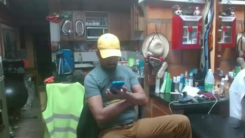 Dr  Simon online show from 02/04/25, 02:28