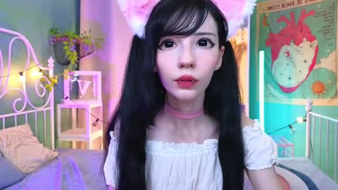 Draculaura online show from 12/04/24, 09:02