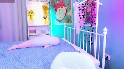 Draculaura online show from 01/23/25, 03:43