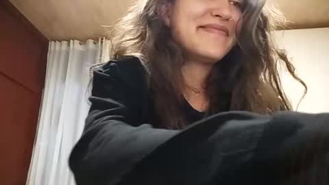 Snapshot of draculina69 chatting on 02/05/25, 06:02 draculina69 online show from 02/05/25, 06:02