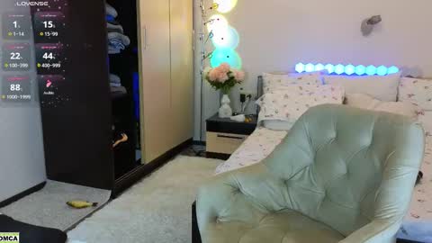 Snapshot of dragoncutey chatting on 11/08/25, 01:22 Katya online show from 11/08/25, 01:22