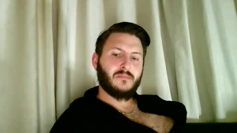 Snapshot of dragonite2626 chatting on 11/06/25, 11:26 Dragonite online show from 11/06/25, 11:26