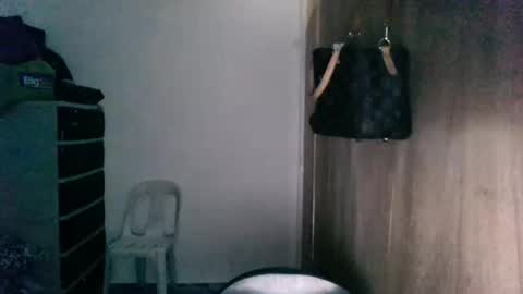 Snapshot of dragonlady402 chatting on 03/02/26, 07:15 Dragon Lady online show from 03/02/26, 07:15