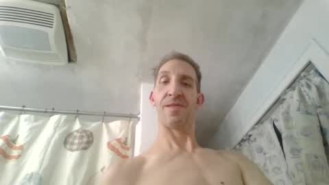 Snapshot of dragonrider72 chatting on 10/25/25, 07:16 dragonrider72 online show from 10/25/25, 07:16