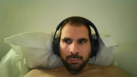 Snapshot of draguijeje chatting on 12/17/25, 06:36 draguijeje online show from 12/17/25, 06:36