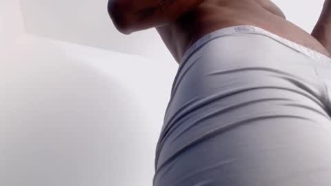 Drake 23 online show from 10/30/25, 01:45