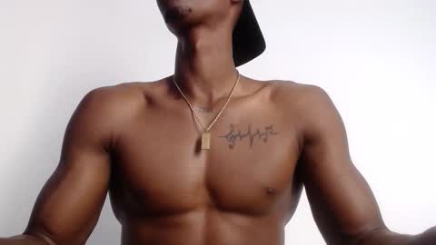 Drake 23 online show from 11/05/25, 09:48