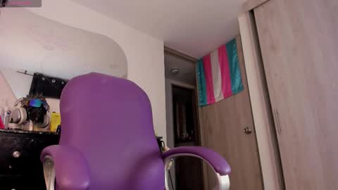 Snapshot of drake_jackson11 chatting on 10/21/25, 11:00 drake jackson11 online show from 10/21/25, 11:00