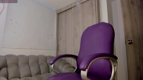 Snapshot of drake_jackson11 chatting on 11/07/25, 11:32 drake jackson11 online show from 11/07/25, 11:32