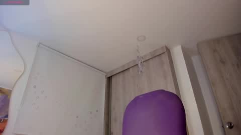 Snapshot of drake_jackson11 chatting on 11/08/25, 10:37 drake jackson11 online show from 11/08/25, 10:37