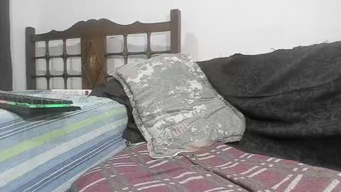 drake whitee Independent Model online show from 02/10/25, 04:08