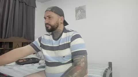 drake whitee Independent Model online show from 03/08/25, 04:12