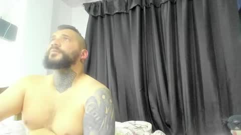 drake whitee Independent Model online show from 05/13/26, 04:10