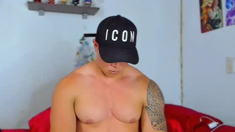 drake_xion1 online show from 01/15/25, 03:22