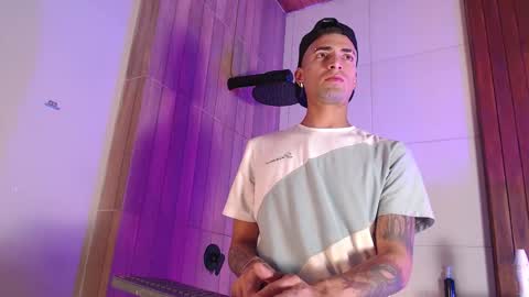 Drake Neuman online show from 11/11/25, 04:12