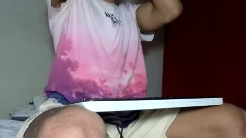 Snapshot of drakesonxx chatting on 09/22/25, 10:39 Andrs  Independent Model online show from 09/22/25, 10:39