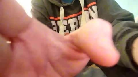 Snapshot of drako198 chatting on 04/05/26, 12:35 drako198 online show from 04/05/26, 12:35