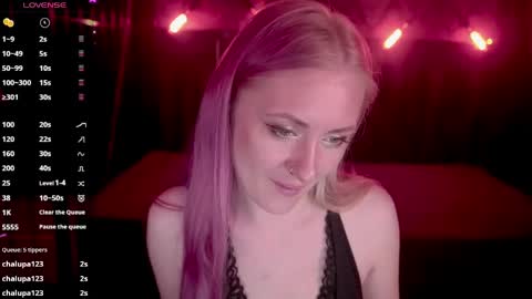 Lina online show from 06/06/26, 05:45