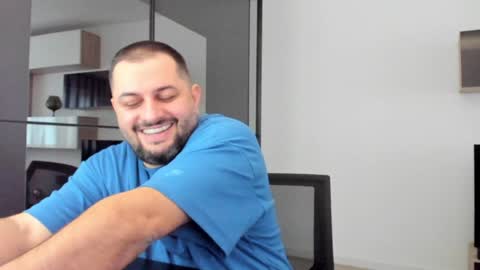 Snapshot of draven_a chatting on 01/13/25, 10:36 Draven A online show from 01/13/25, 10:36