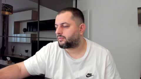 Snapshot of draven_a chatting on 01/14/25, 06:56 Draven A online show from 01/14/25, 06:56