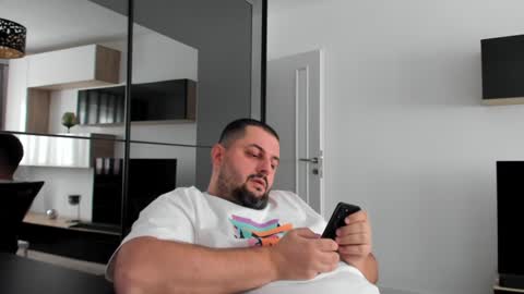 Snapshot of draven_a chatting on 01/16/25, 11:26 Draven A online show from 01/16/25, 11:26