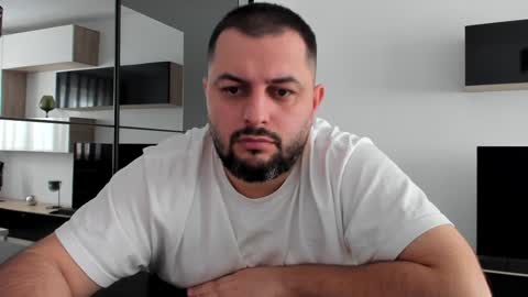 Snapshot of draven_a chatting on 01/23/25, 11:48 Draven A online show from 01/23/25, 11:48