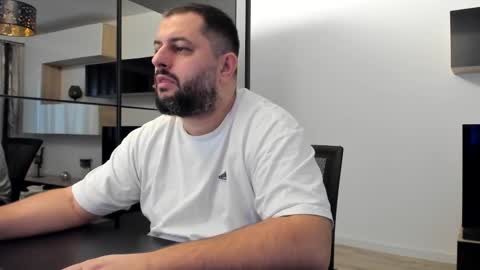 Snapshot of draven_a chatting on 01/30/25, 06:13 Draven A online show from 01/30/25, 06:13