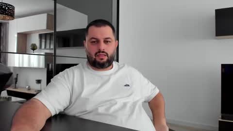 Snapshot of draven_a chatting on 01/30/25, 01:10 Draven A online show from 01/30/25, 01:10