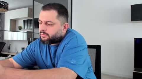 Snapshot of draven_a chatting on 01/31/25, 07:39 Draven A online show from 01/31/25, 07:39