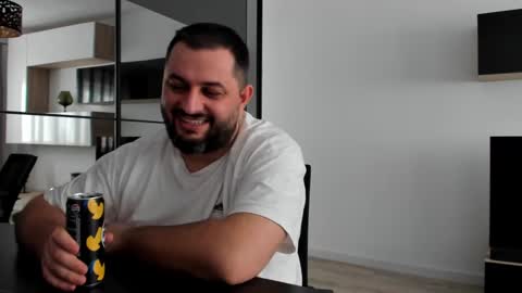 Snapshot of draven_a chatting on 02/02/25, 10:46 Draven A online show from 02/02/25, 10:46