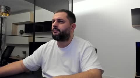 Snapshot of draven_a chatting on 02/02/25, 07:35 Draven A online show from 02/02/25, 07:35