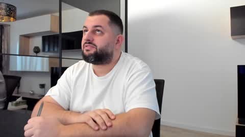 Snapshot of draven_a chatting on 02/07/25, 02:47 Draven A online show from 02/07/25, 02:47