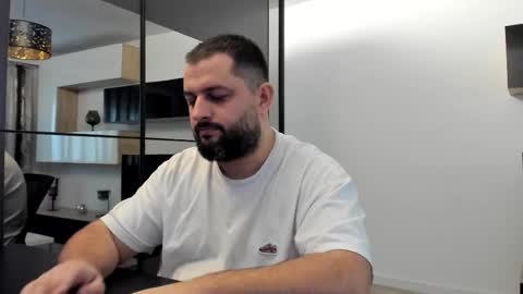 Snapshot of draven_a chatting on 02/13/25, 05:58 Draven A online show from 02/13/25, 05:58