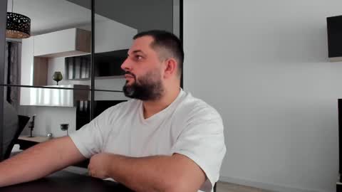 Snapshot of draven_a chatting on 02/13/25, 12:00 Draven A online show from 02/13/25, 12:00