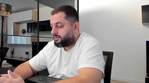 Snapshot of draven_a chatting on 02/15/25, 07:38 Draven A online show from 02/15/25, 07:38