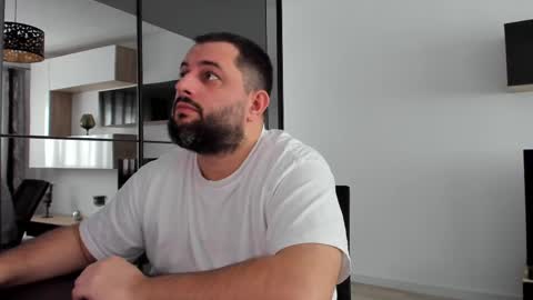 Snapshot of draven_a chatting on 02/18/25, 08:59 Draven A online show from 02/18/25, 08:59