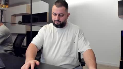 Snapshot of draven_a chatting on 02/19/25, 10:09 Draven A online show from 02/19/25, 10:09