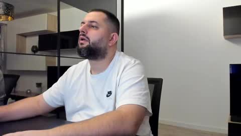 Snapshot of draven_a chatting on 02/22/25, 07:03 Draven A online show from 02/22/25, 07:03