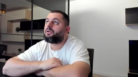 Snapshot of draven_a chatting on 02/27/25, 05:15 Draven A online show from 02/27/25, 05:15