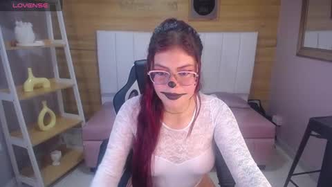 Draviana  online show from 10/18/25, 03:20