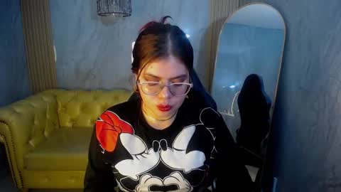 Draviana  online show from 11/13/25, 03:05