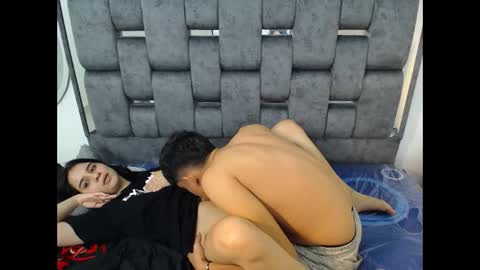 Snapshot of dravith_and_valery chatting on 02/06/25, 06:40 -- nicolle and jhon -- online show from 02/06/25, 06:40