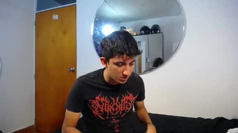 Snapshot of dravith_and_valery chatting on 09/11/25, 02:55 -- nicolle and jhon -- online show from 09/11/25, 02:55