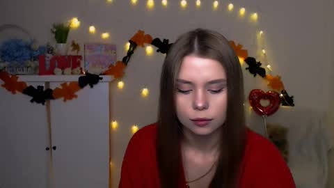 Mari online show from 10/27/25, 07:12